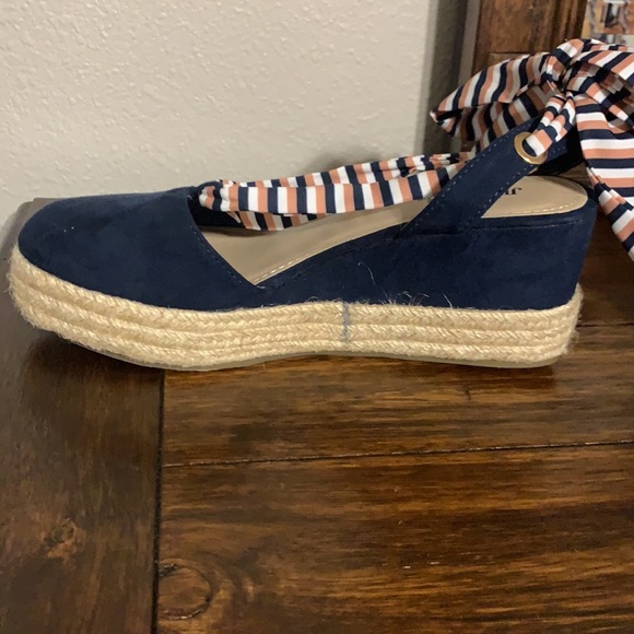 Just Fab wedges - Picture 2 of 5